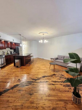 Spacious Loft Near River - Sleep 6